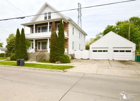 219 Navarre, Monroe, MI 48161 photo 2
