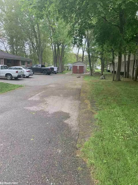 1027 Fruit, Algonac, MI 48001 photo 11