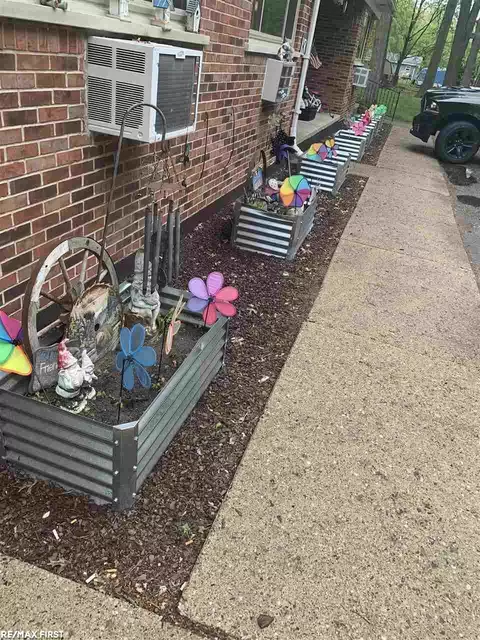 1027 Fruit, Algonac, MI 48001 photo 5