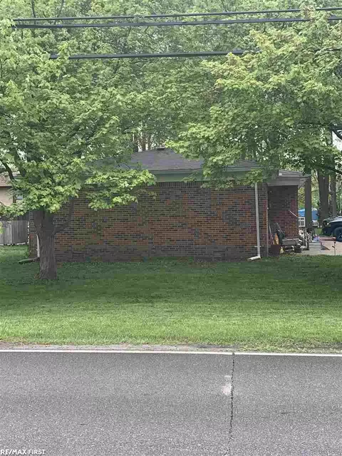1027 Fruit, Algonac, MI 48001 photo 2