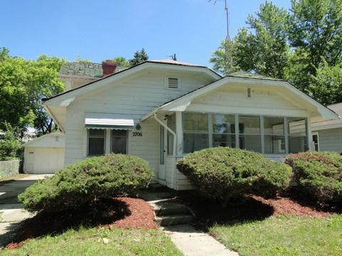 2706 Mackin Rd, Flint, MI 48504 photo 1