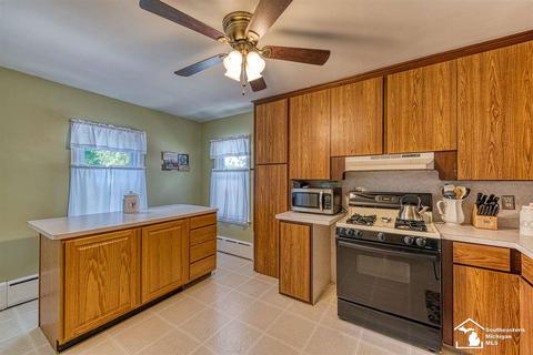 12207 Maxwell, Carleton, MI 48117 photo 11