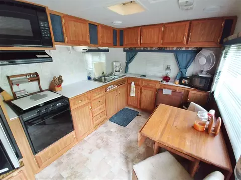 3200 E Arnold Lk, Harrison, MI 48625 photo 5