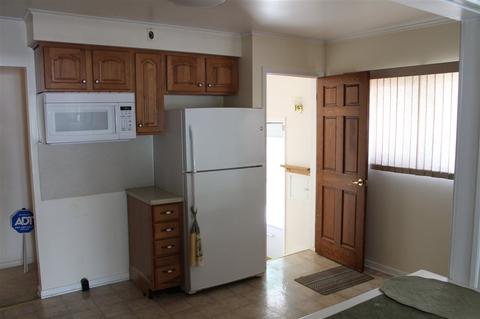 3901 Cherokee Ave, Flint, MI 48507 photo 3