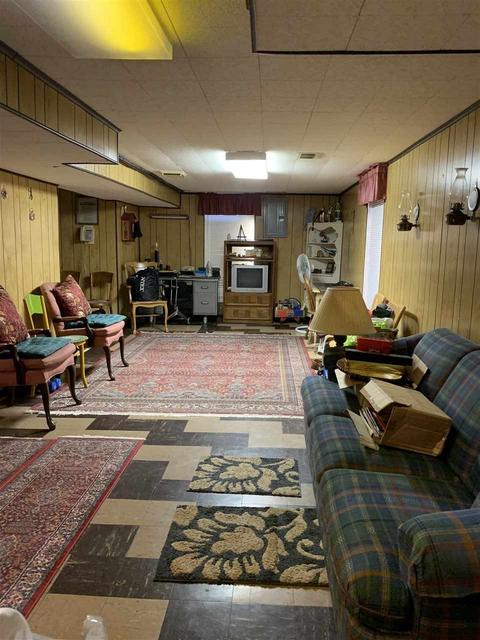 185 Circle, Flushing, MI 48433 photo 31