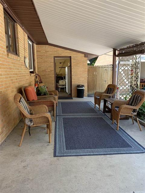 185 Circle, Flushing, MI 48433 photo 9