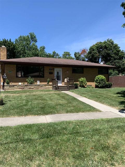 185 Circle, Flushing, MI 48433 photo 1