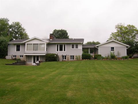 3209 Luce Rd, Flushing, MI 48433 photo 4