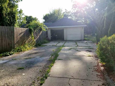130 Sheldon Ave, Clio, MI 48420 photo 8