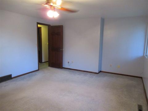 740 Cloverland Dr, Flushing, MI 48433 photo 16
