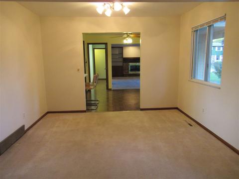 740 Cloverland Dr, Flushing, MI 48433 photo 10