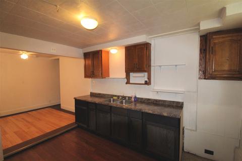 2261 Dutcher Rd, Flint, MI 48532 photo 12
