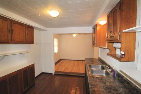 2261 Dutcher Rd, Flint, MI 48532 photo 11