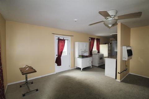 117 Mary St, Flushing, MI 48433 photo 4