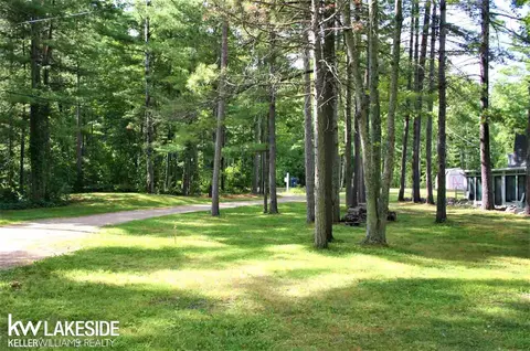 3338 E Pinecrest, Gladwin, MI 48624 photo 13