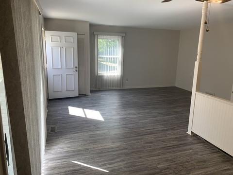 2092 Painted Post, Flushing, MI 48433 photo 5