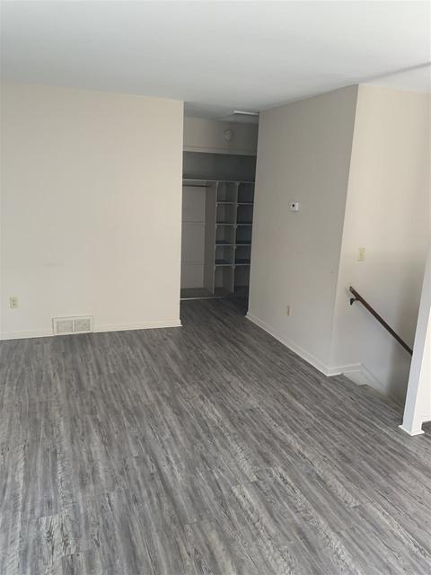 2092 Painted Post, Flushing, MI 48433 photo 10