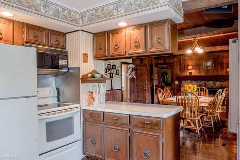 451 E Grand Riv, Owosso, MI 48867 photo 12