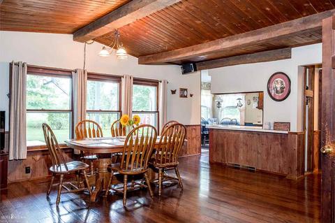 451 E Grand Riv, Owosso, MI 48867 photo 7