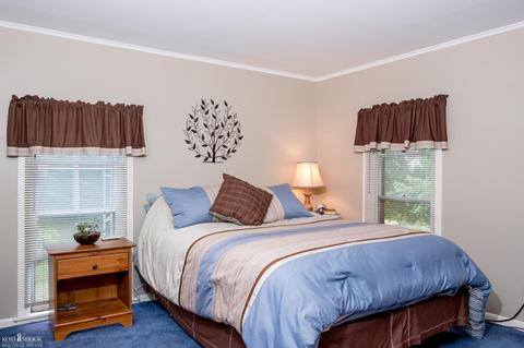451 E Grand Riv, Owosso, MI 48867 photo 17
