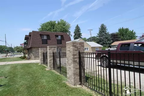 1724 S Custer, Monroe, MI 48161 photo 5