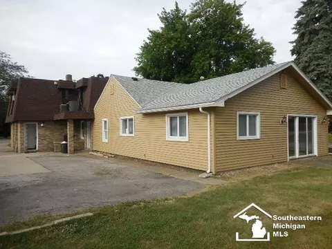1724 S Custer, Monroe, MI 48161 photo 4