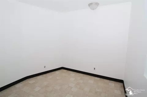 1724 S Custer, Monroe, MI 48161 photo 32