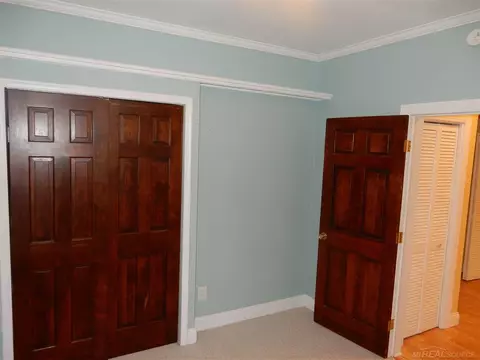 2239 Ridgemont, Grosse Pointe Woods, MI 48236 photo 7