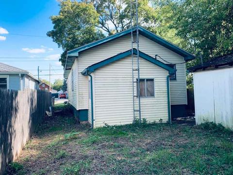 960 Stocker, Flint, MI 48503 photo 5