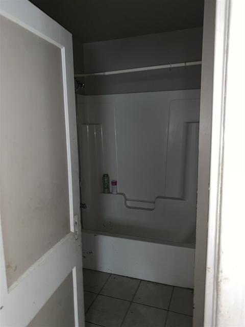 960 Stocker, Flint, MI 48503 photo 12