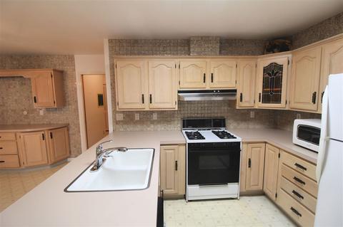 2471 Lost Creek Dr, Flushing, MI 48433 photo 9