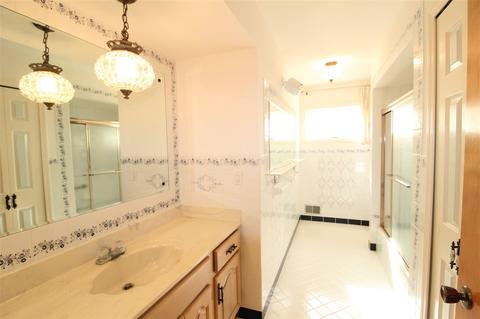 2471 Lost Creek Dr, Flushing, MI 48433 photo 19