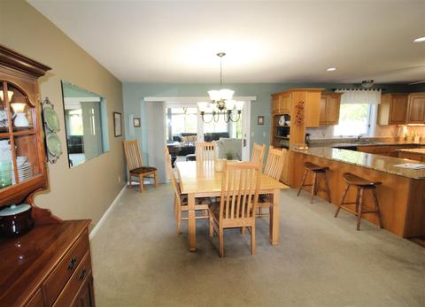 1211 N Van Vleet Rd, Flushing, MI 48433 photo 7