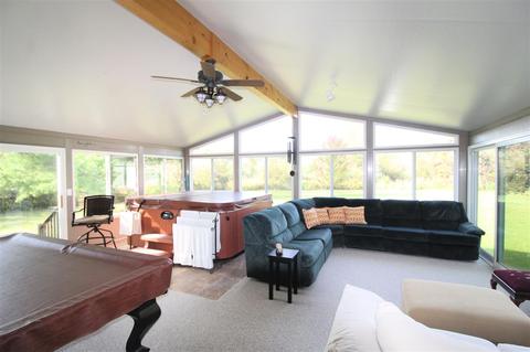 1211 N Van Vleet Rd, Flushing, MI 48433 photo 16