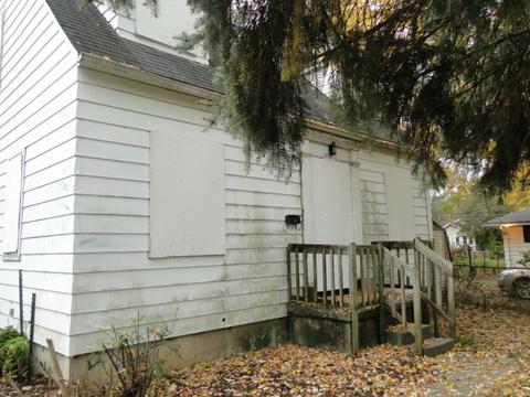 2925 Mann Hall Ave, Flint, MI 48503 photo 4