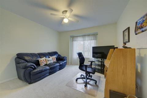 253 Aberdeen Ct, Flushing, MI 48433 photo 18