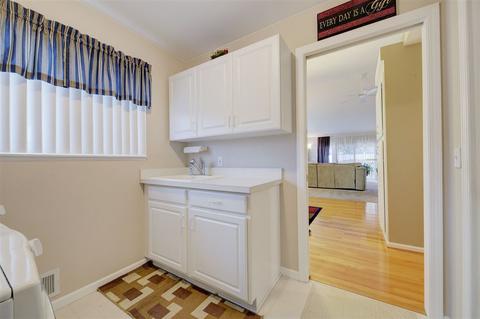 253 Aberdeen Ct, Flushing, MI 48433 photo 17