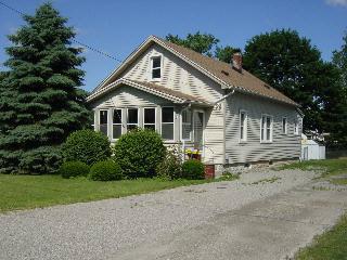 938 Hubble, Monroe, MI 48161 photo 1