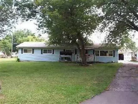 2827 Harborview, Monroe, MI 48162 photo 2