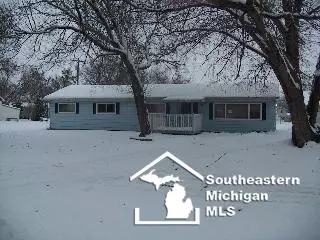 2827 Harborview, Monroe, MI 48162 photo 1