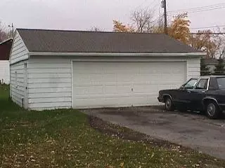 2827 Harborview, Monroe, MI 48162 photo 3