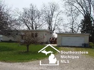 2337 Carleton W, Carleton, MI 48117 photo 3
