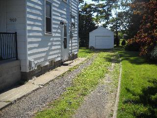 5909 Edgewood, Monroe, MI 48161 photo 8