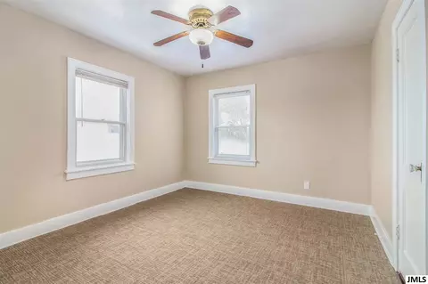 402 Third St, Jackson, MI 49201 photo 21