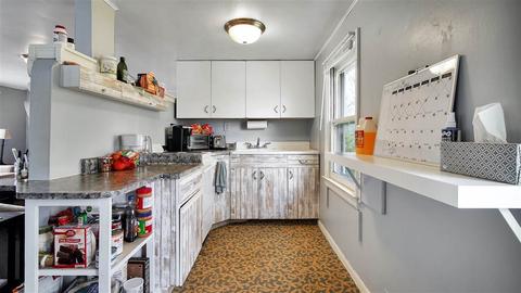 159 Moon, Spring Arbor, MI 49283 photo 10