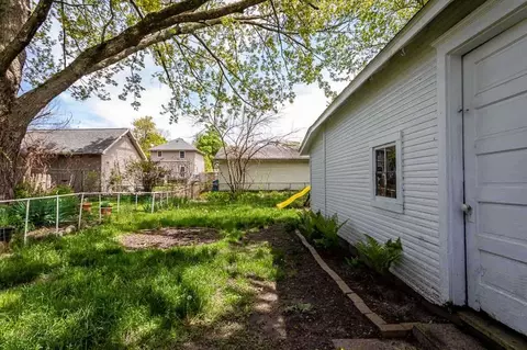 419 N Pleasant St, Jackson, MI 49202 photo 32