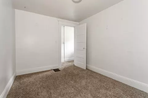 419 N Pleasant St, Jackson, MI 49202 photo 19