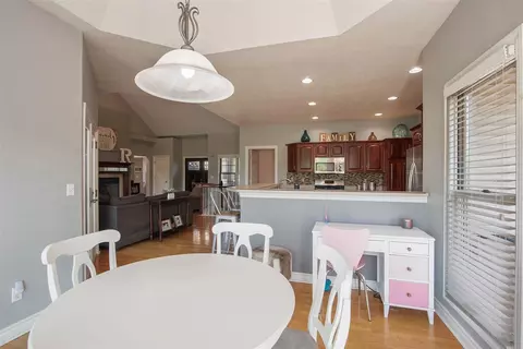 1105 Point N, Jackson, MI 49203 photo 11