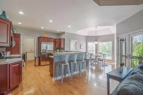 1105 Point N, Jackson, MI 49203 photo 8