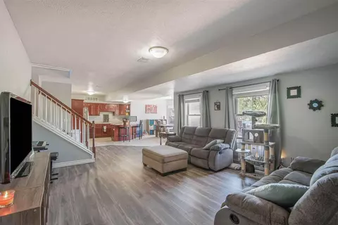 1105 Point N, Jackson, MI 49203 photo 24